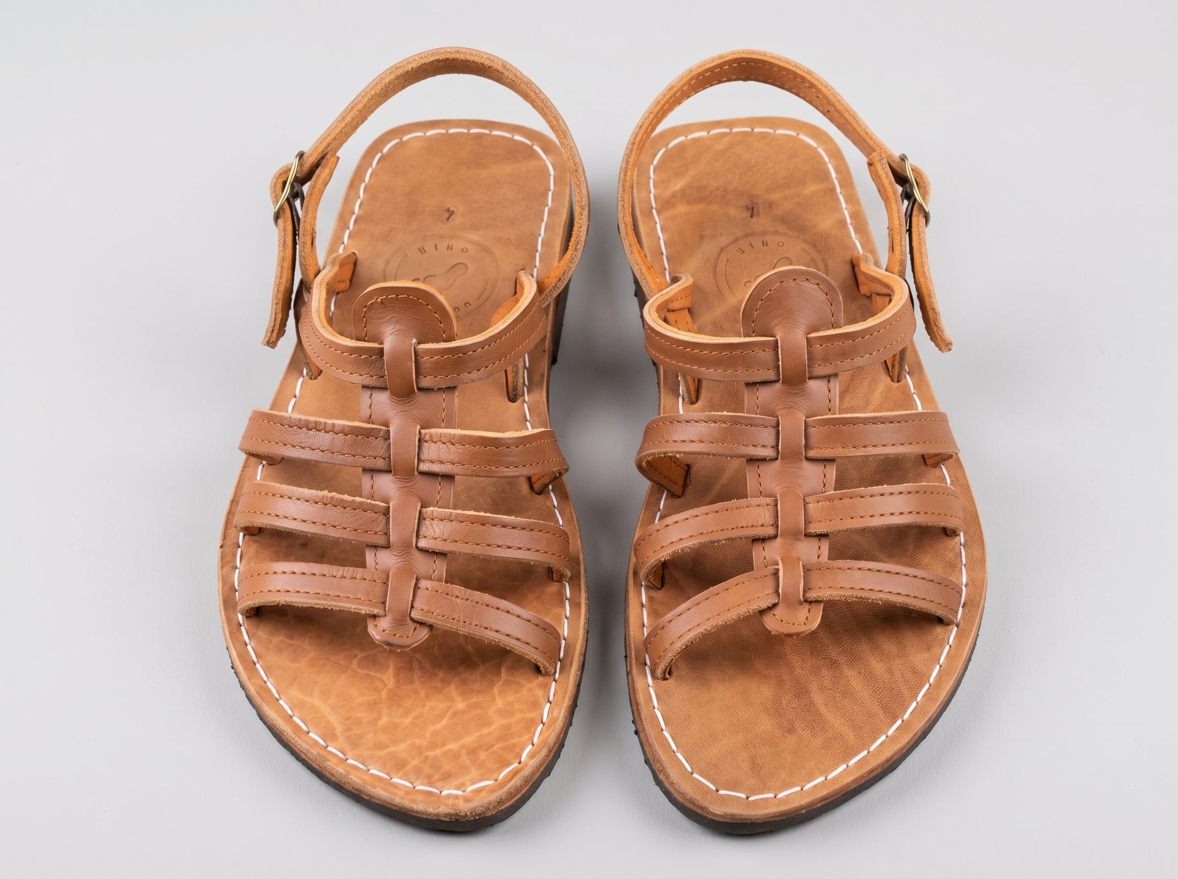 Classic leather sandals